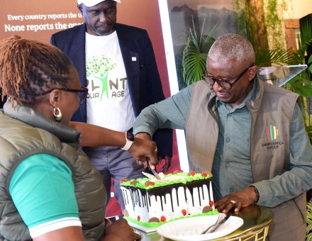 Plant your Age 2026 cut cake Dr Green Ms Green